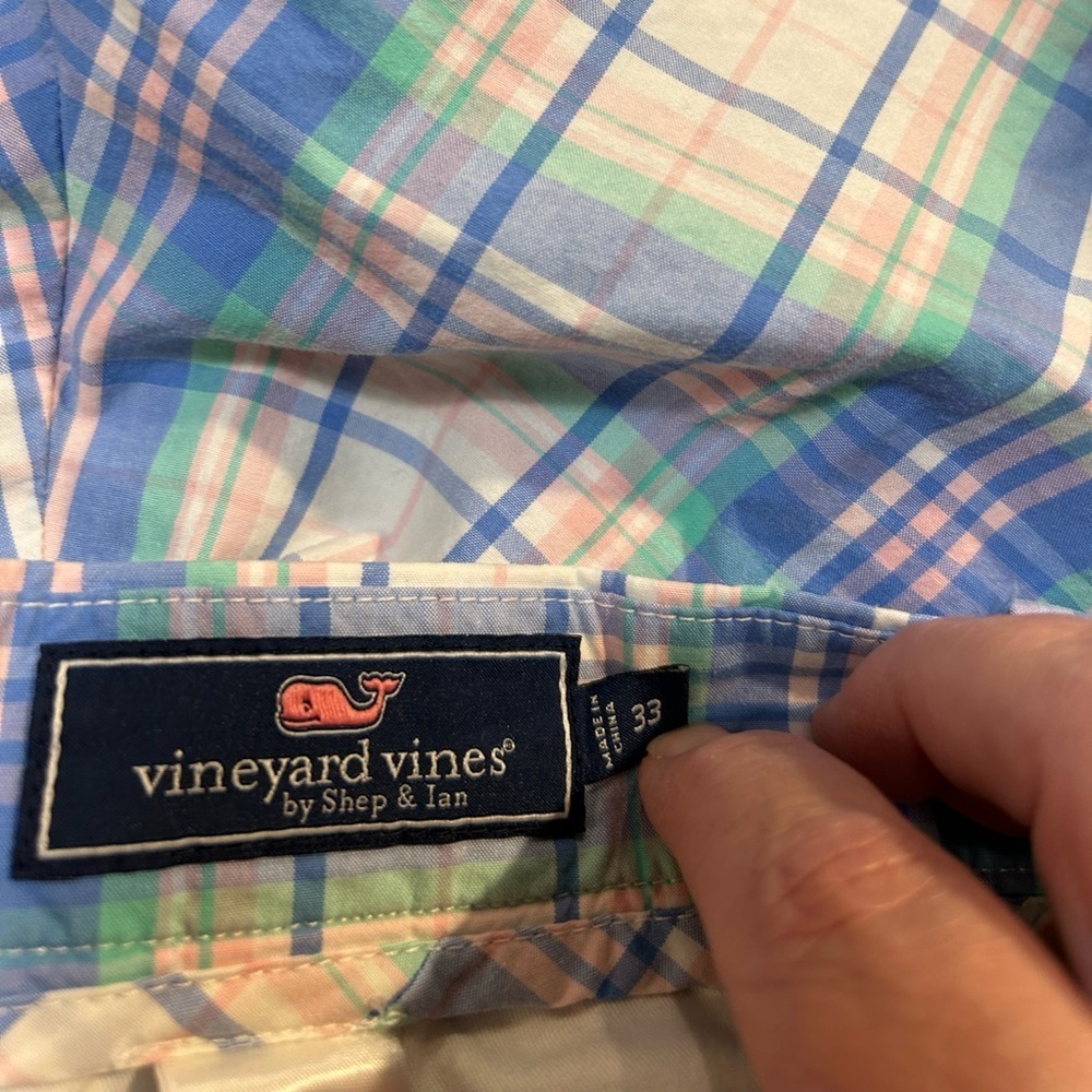 Men’s Vineyard Vines Breaker Shorts. Size 33 Waist. blue/pink plaid - Picture 5 of 7